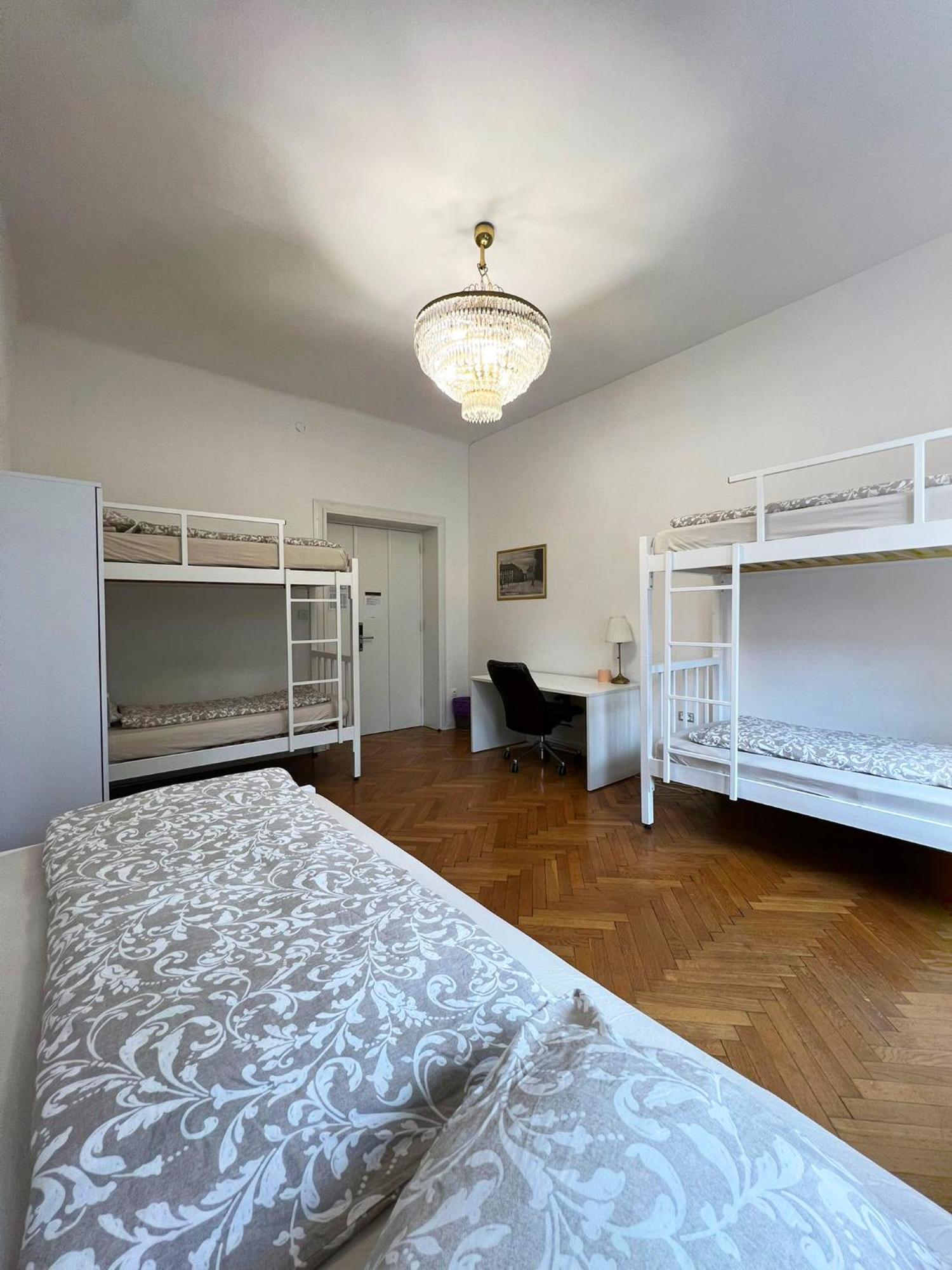Rooms Miklosiceva Lublaň Exteriér fotografie